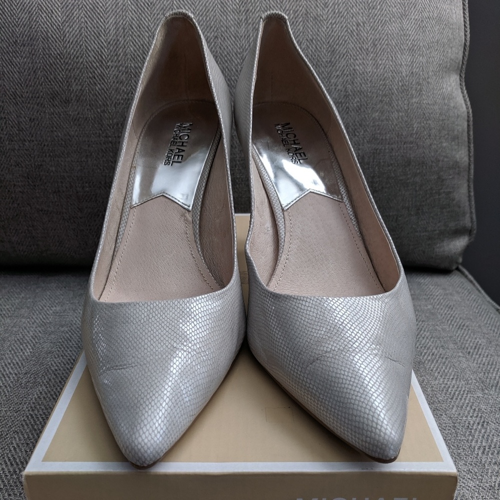 Size 11 Michael Kors Mid Flex Pump